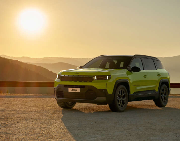 Jeep Compass e-Hybrid, вигляд спереду з лівого боку