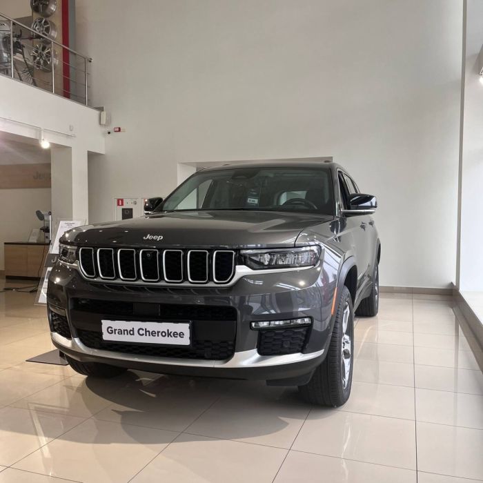 Jeep Grand Cherokee 3.6L Pentastar АКПП-8 4WD LIMITED L 2023
