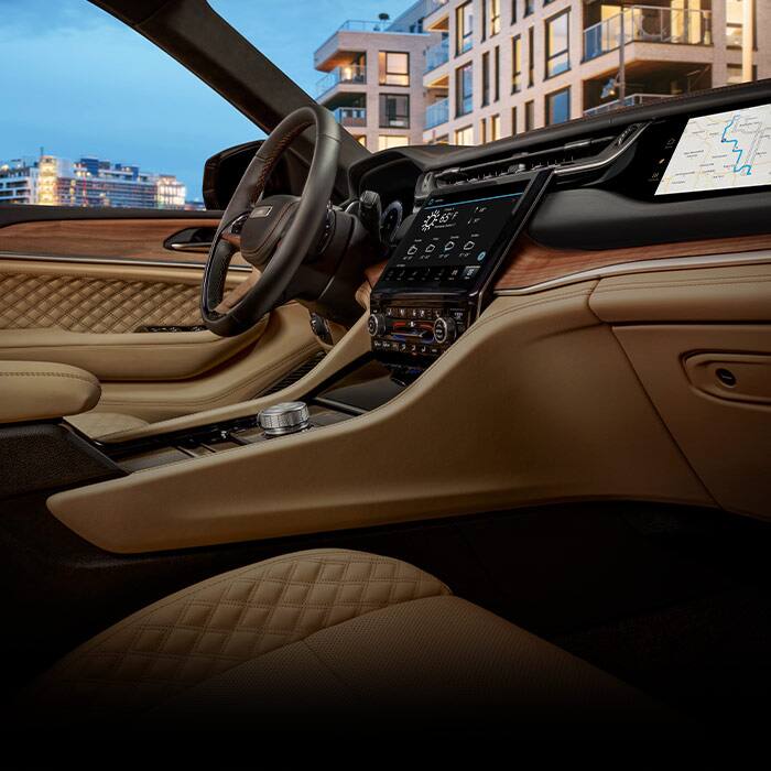 Grand Cherokee, фонова підсвітка у салоні вимкнена